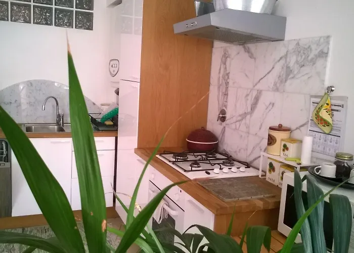 Leonardo's Bed & Breakfast 3*