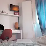 Leonardo's فندق مبيت وإفطار 3*