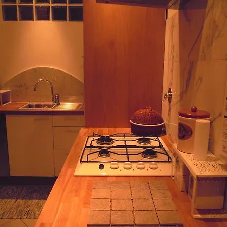 Leonardo's Bed and Breakfast 3*